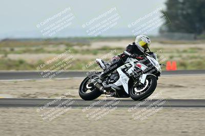 media/Apr-18-2025-TrackDaz (Fri) [[45f5874c44]]/C Group/Session 1 (Turn 7)/